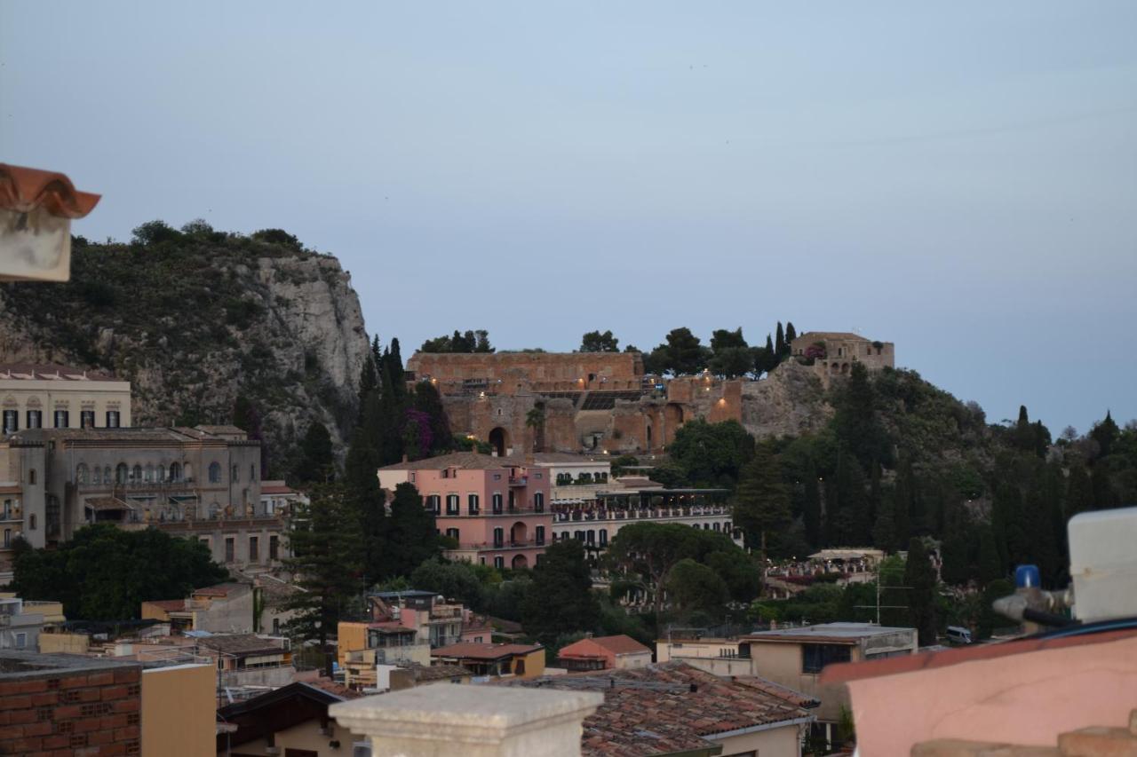 Casa Amelia - Charme In Taormina Villa Kültér fotó
